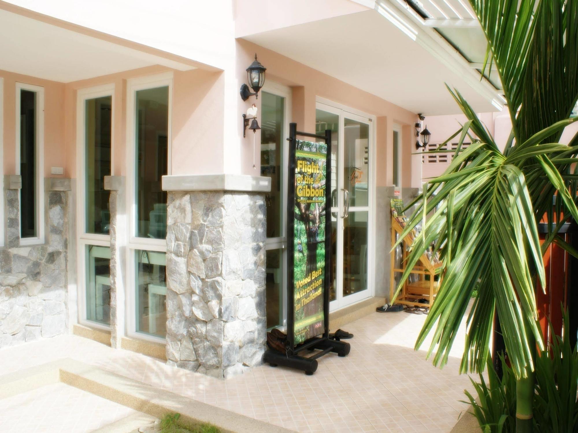 Отель Triple Palms House Чиангмай Экстерьер фото